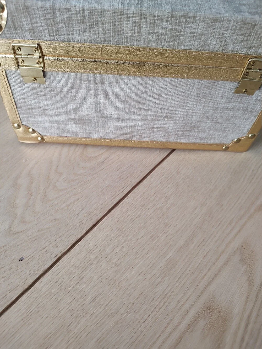 unbranded. stylish linen